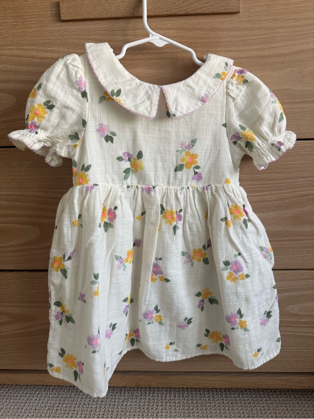 Cat and Jack Cream Floral 4T Dress with Peter Pan Collar